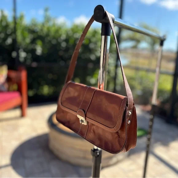 Vintage EGO Leather Shoulder Bag | Y2K Brown Sturdy Leather | Good Condition - Picture 5 of 12